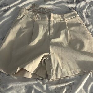 White Shorts SHEIN Dazy XL